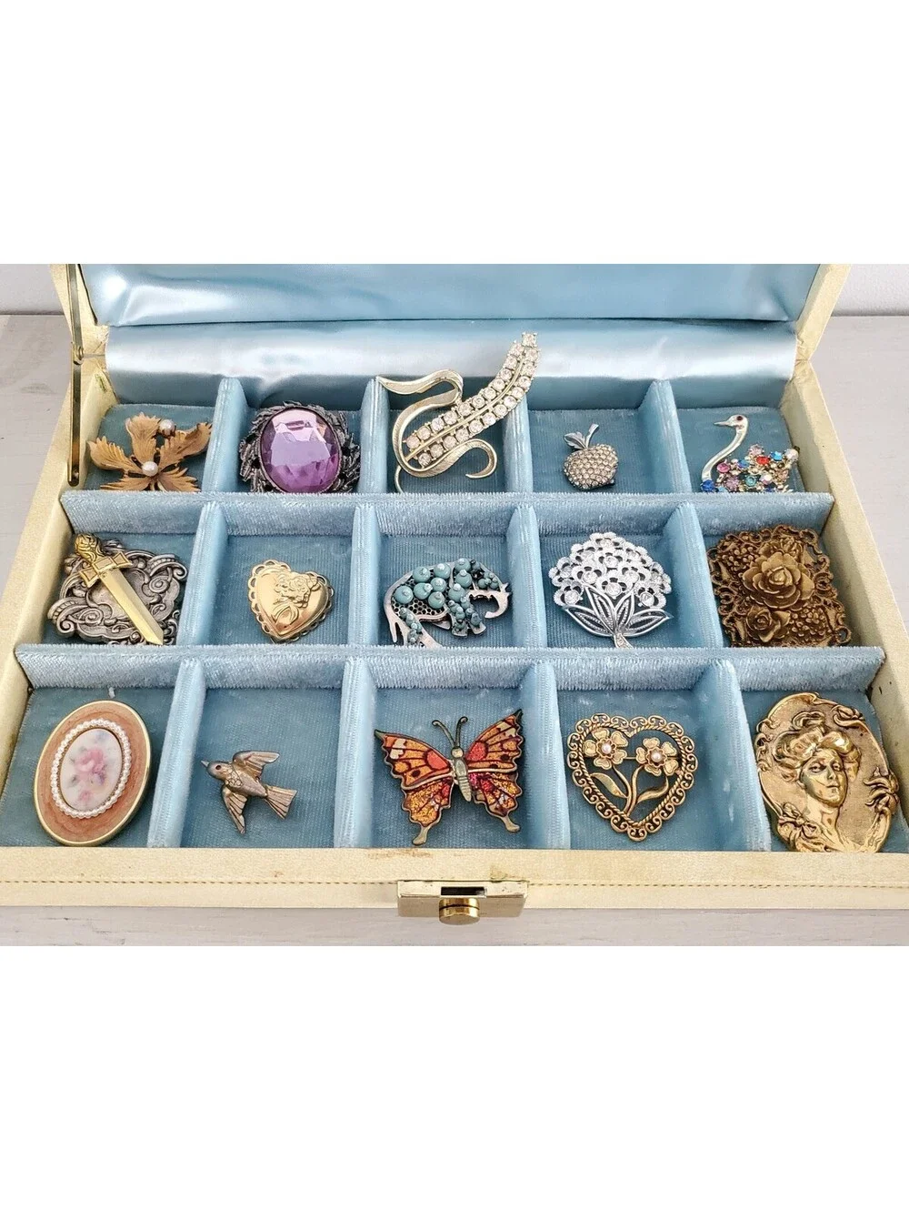 Vintage Brooch Lot of 15